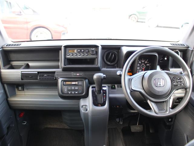 シンプルで機能的なインパネ周りで操作もしやすいです♪