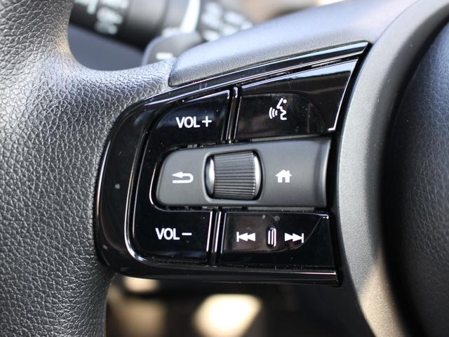 ヴェゼル e:HEVX ワンオーナー 純正コネクトナビ フルセグ Bluetooth センシング Pセンサー CDDVD再生 音楽録音 ETC2.0 スマキー2個 バックカメラ 衝突軽減 アダプティブクルーズ 純正アルミ(9枚目)