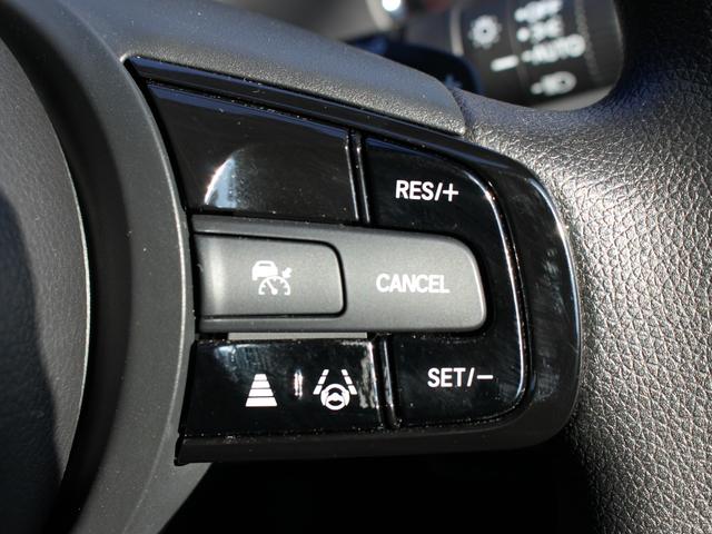 ヴェゼル e:HEVX ワンオーナー 純正コネクトナビ フルセグ Bluetooth センシング Pセンサー CDDVD再生 音楽録音 ETC2.0 スマキー2個 バックカメラ 衝突軽減 アダプティブクルーズ 純正アルミ(10枚目)