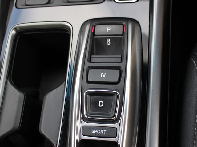 アコードハイブリッド EX 純正ナビ フルセグTV サイド・バックカメラ ビルトインETC2.0 ハーフレザーシート シートヒーター パワーシート パドルシフト コーナーセンサー LEDヘッドライト 純正18インチAW Pシート(13枚目)