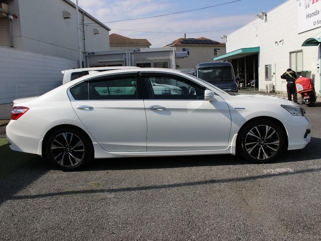 アコードハイブリッド EX 純正ナビ フルセグTV サイド・バックカメラ ビルトインETC2.0 ハーフレザーシート シートヒーター パワーシート パドルシフト コーナーセンサー LEDヘッドライト 純正18インチAW Pシート(26枚目)