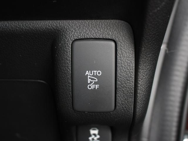 ミラーが鍵の開閉と連動して動くオートリトラミラー付き♪