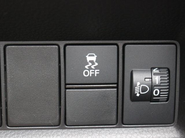 フィット ホーム　レンタアップ　禁煙　パイオニアナビ　バックカメラ　ＥＴＣ　ホンダセンシング　スマートキー２個　Ｂｌｕｅｔｏｏｔｈ　コーナーセンサー　電子パーキング＆ブレーキホールド　ＬＥＤヘッド　衝突軽減　横滑防止（15枚目）