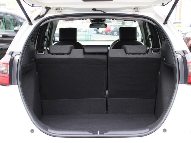 フィット ホーム　レンタアップ　禁煙　パイオニアナビ　バックカメラ　ＥＴＣ　ホンダセンシング　スマートキー２個　Ｂｌｕｅｔｏｏｔｈ　コーナーセンサー　電子パーキング＆ブレーキホールド　ＬＥＤヘッド　衝突軽減　横滑防止（20枚目）