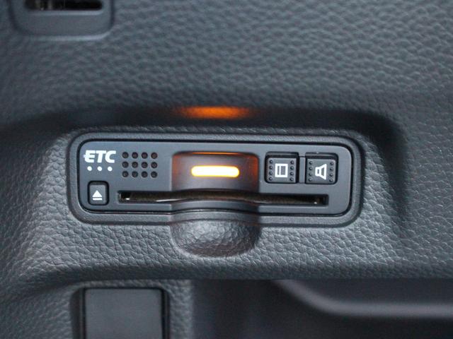 N-BOXカスタム G・EXターボホンダセンシング 純正8型ナビ 純正ドラレコ前後 フルセグTV Bluetooth ETC USB スマートキー LEDヘッドライト バックカメラ AppleCarPlay 両側オートスライドドア 1オーナ Rカメ(16枚目)