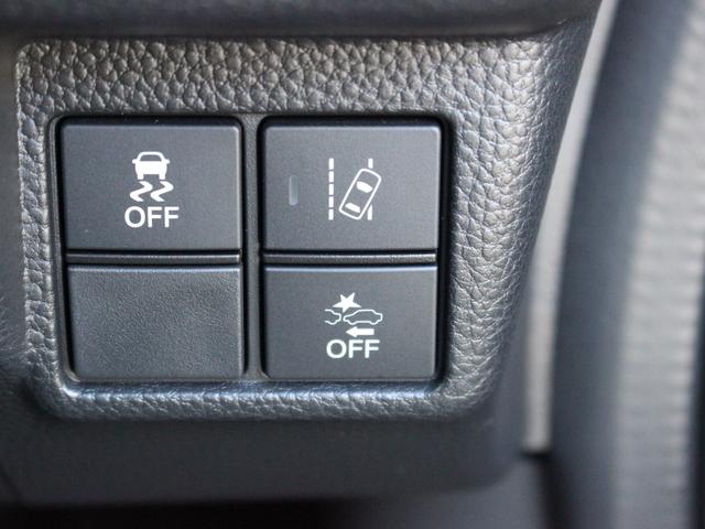 N-BOXカスタム G・EXターボホンダセンシング 純正8型ナビ 純正ドラレコ前後 フルセグTV Bluetooth ETC USB スマートキー LEDヘッドライト バックカメラ AppleCarPlay 両側オートスライドドア 1オーナ Rカメ(18枚目)