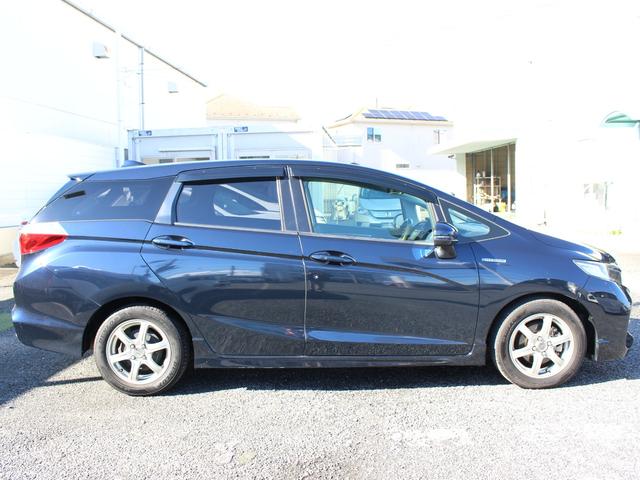 シャトル ハイブリッドX ワンオーナー 純正ナビ フルセグ Bluetooth 衝突軽減 クルコン バックカメラ パドルシフト ビルトインETC LEDヘッド サイドエアバッグ 横滑り防止 DVD再生 CD録音 スマートキー(18枚目)