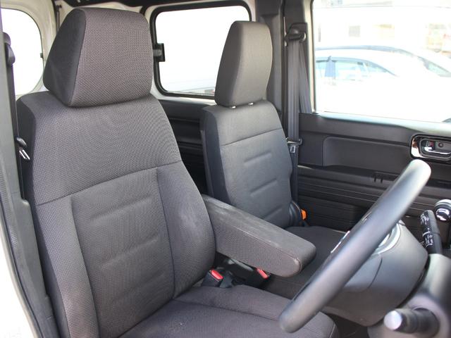 N-VAN+スタイル ファン・ターボホンダセンシング 純正ナビ フルセグ Bluetooth 衝突軽減 踏み間違い防止 アダプティブクルーズ LEDヘッドライト USB充電 ステアリングリモコン ルーフコンソール スマートキー 横滑防止 オートハイビーム(25枚目)