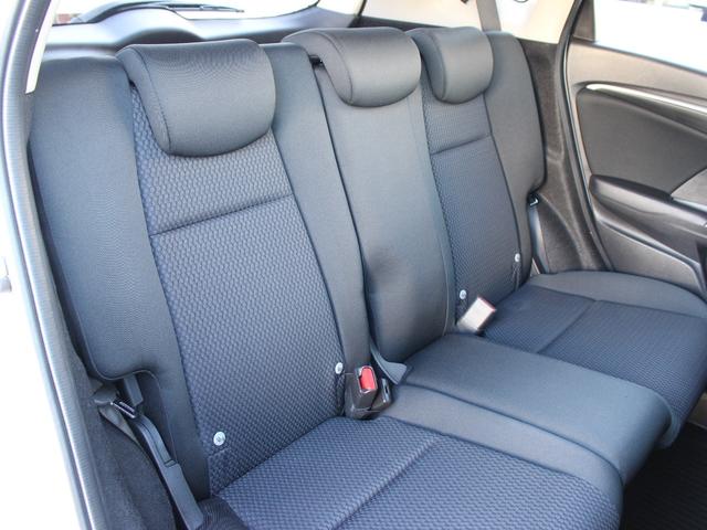 フィット １３Ｇ・Ｌホンダセンシング　ワンオーナー　純正ナビ　前ドラレコ　Ｂカメラ　ＥＴＣ　地デジフルセグＴＶ　１オーナー車　ＤＶＤ再生可　ナビ＆ＴＶ　サイドカーテンエアバック　リアカメラ　エアバック　パワーウインドウ　記録簿　ＶＳＡ（15枚目）