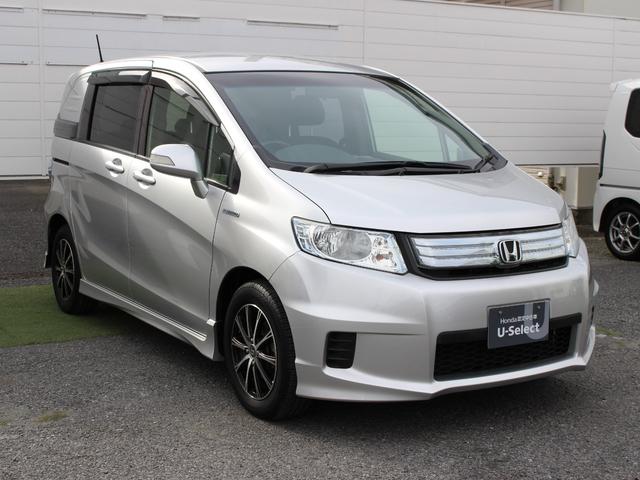 フリードスパイクハイブリッド ジャストセレクション　Ａｎｄｒｏｉｄディスプレイオーディオ　クルーズコントロール　ＥＴＣ　ＨＩＤヘッド　リモコンキー　左パワースライド　横滑り防止　社外アルミホイール　キーフリー　エアコン　両側スライド片側電動　ＡＢＳ（14枚目）