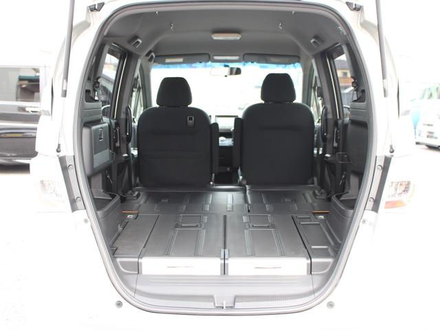 フリードスパイクハイブリッド ジャストセレクション　Ａｎｄｒｏｉｄディスプレイオーディオ　クルーズコントロール　ＥＴＣ　ＨＩＤヘッド　リモコンキー　左パワースライド　横滑り防止　社外アルミホイール　キーフリー　エアコン　両側スライド片側電動　ＡＢＳ（24枚目）