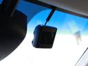 ジェイド ハイブリッドＲＳ・ホンダセンシング　純正ナビ　フルセグＴＶ　Ｂｌｕｅｔｏｏｔｈ　前ドライブレコーダー　ＥＴＣ　パドルシフト　車線逸脱警告　ＢＴオーディオ　パワーウィンドウ　オートライト　ＤＶＤ再生　フルオートエアコン　リアカメラ　ＡＢＳ（6枚目）