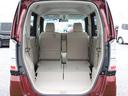 簡単に収納できる後部座席!大空間が出現します!シートアレンジが多彩な点も特徴です!レジャー用品も積み込めます!