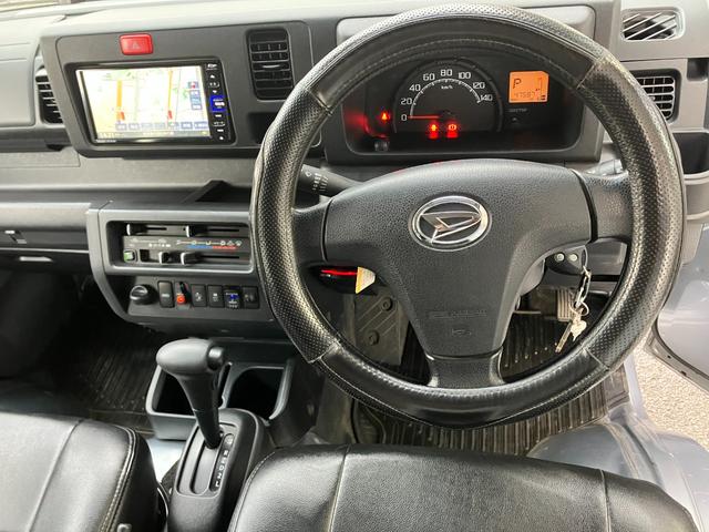 ハイゼットトラック ジャンボＳＡＩＩＩｔ　純正ナビ　地デジ　Ｂｌｕｅｔｏｏｔｈ　ＥＴＣ　ＣＤ　ＤＶＤ　デジタルインナーミラー型ドラレコ　衝突防止軽減ブレーキ　ＬＥＤライト　革シートカバー　令和６年ディーラー記録簿　キーレス　スペアキー２本（28枚目）