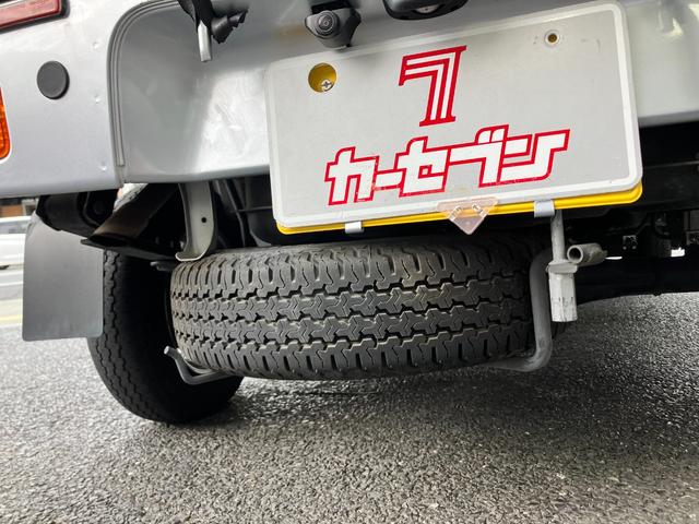 ハイゼットトラック ジャンボＳＡＩＩＩｔ　純正ナビ　地デジ　Ｂｌｕｅｔｏｏｔｈ　ＥＴＣ　ＣＤ　ＤＶＤ　デジタルインナーミラー型ドラレコ　衝突防止軽減ブレーキ　ＬＥＤライト　革シートカバー　令和６年ディーラー記録簿　キーレス　スペアキー２本（49枚目）