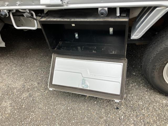 ハイゼットトラック ジャンボＳＡＩＩＩｔ　純正ナビ　地デジ　Ｂｌｕｅｔｏｏｔｈ　ＥＴＣ　ＣＤ　ＤＶＤ　デジタルインナーミラー型ドラレコ　衝突防止軽減ブレーキ　ＬＥＤライト　革シートカバー　令和６年ディーラー記録簿　キーレス　スペアキー２本（54枚目）