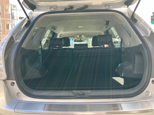 プリウスアルファ Ｇツーリングセレクション　ワンオーナー　禁煙車　純正ナビ　バックカメラ　ワンセグＴＶ　Ｂｌｕｅｔｏｏｔｈ　ＥＴＣ　障害物ソナー　ステアスイッチ　スマートキー２個　令和７年ディーラー記録簿（23枚目）