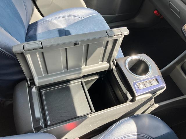 プリウスアルファ Ｇツーリングセレクション　ワンオーナー　禁煙車　純正ナビ　バックカメラ　ワンセグＴＶ　Ｂｌｕｅｔｏｏｔｈ　ＥＴＣ　障害物ソナー　ステアスイッチ　スマートキー２個　令和７年ディーラー記録簿（33枚目）