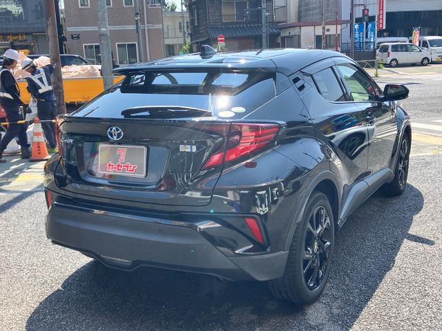 Ｃ－ＨＲ Ｇ　モード　ネロ　セーフティプラス　セーフティセンス　ブラインドスポット　シートヒーター　先行車発進告知機能　前後ドラレコ　スマートキー２個　革巻ステアリング　８インチナビ　全周囲カメラ（12枚目）