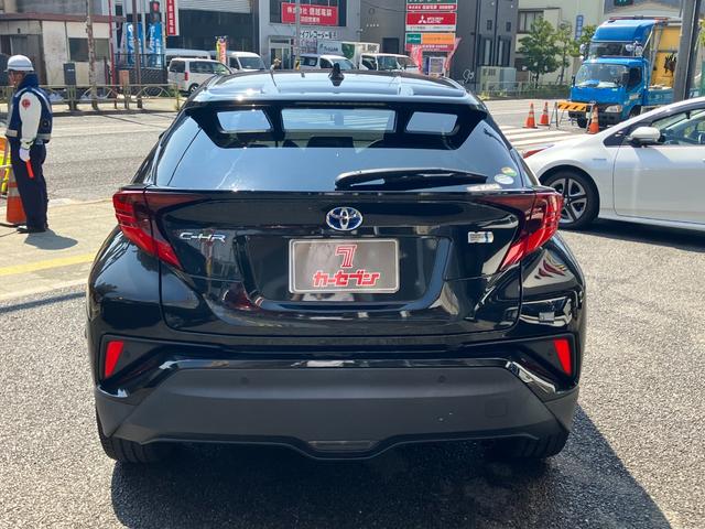 Ｃ－ＨＲ Ｇ　モード　ネロ　セーフティプラス　セーフティセンス　ブラインドスポット　シートヒーター　先行車発進告知機能　前後ドラレコ　スマートキー２個　革巻ステアリング　８インチナビ　全周囲カメラ（13枚目）