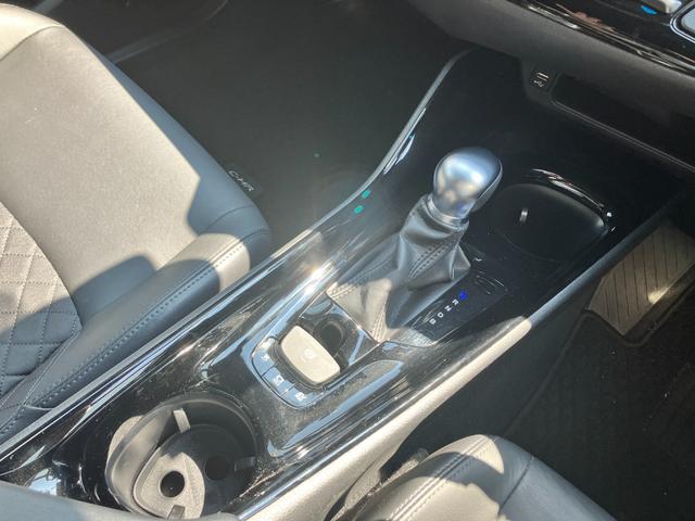Ｃ－ＨＲ Ｇ　モード　ネロ　セーフティプラス　セーフティセンス　ブラインドスポット　シートヒーター　先行車発進告知機能　前後ドラレコ　スマートキー２個　革巻ステアリング　８インチナビ　全周囲カメラ（32枚目）