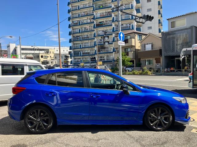 インプレッサスポーツ ＳＴＩスポーツ　ワンオーナー　ＳＴＩフロントアンダースポイラー　ＳＴＩパーフォーマンスマフラー＆ガーニッシュキット　ＳＴＩタワーバー　純正アルパインナビ　前後ドラレコ　地デジＴＶ　ＥＴＣ　毎年ディーラー記録簿（12枚目）
