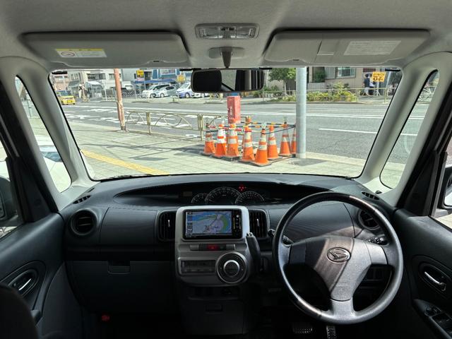 タント カスタムＸリミテッド　ワンオーナー　禁煙車　社外ＳＤナビ　フルセグ　スマートキー　片側電動スライドドア　ＨＩＤヘッドライト　フォグランプ　プライバシーガラス　純正１４インチアルミホイール　車両ナビ取扱説明書　スペアキー（3枚目）