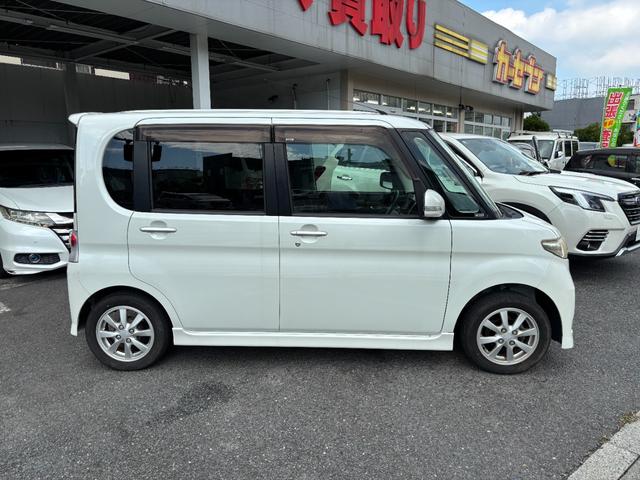 タント カスタムＸリミテッド　ワンオーナー　禁煙車　社外ＳＤナビ　フルセグ　スマートキー　片側電動スライドドア　ＨＩＤヘッドライト　フォグランプ　プライバシーガラス　純正１４インチアルミホイール　車両ナビ取扱説明書　スペアキー（6枚目）