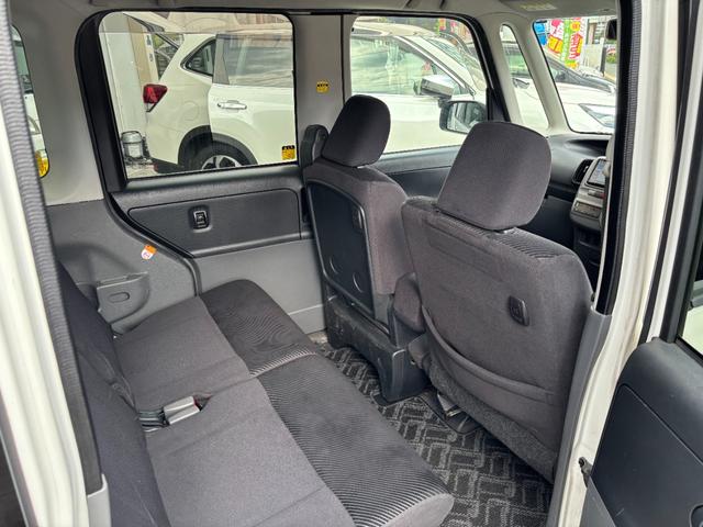 タント カスタムＸリミテッド　ワンオーナー　禁煙車　社外ＳＤナビ　フルセグ　スマートキー　片側電動スライドドア　ＨＩＤヘッドライト　フォグランプ　プライバシーガラス　純正１４インチアルミホイール　車両ナビ取扱説明書　スペアキー（15枚目）