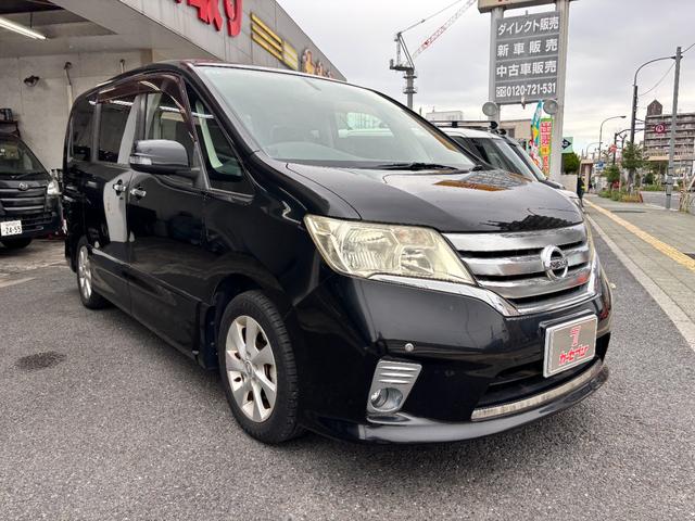 セレナ ハイウェイスター 1オーナー 禁煙車 スマートキー2個 3列シート ノーマルクルコン 障害物ソナー 7インチSDナビ CDDVD再生 Bluetooth接続 フルセグ バックカメラ ETC HIDライト(6枚目)