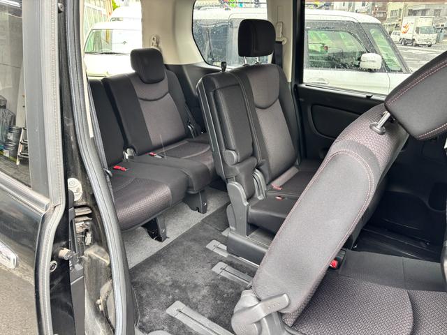 セレナ ハイウェイスター 1オーナー 禁煙車 スマートキー2個 3列シート ノーマルクルコン 障害物ソナー 7インチSDナビ CDDVD再生 Bluetooth接続 フルセグ バックカメラ ETC HIDライト(18枚目)