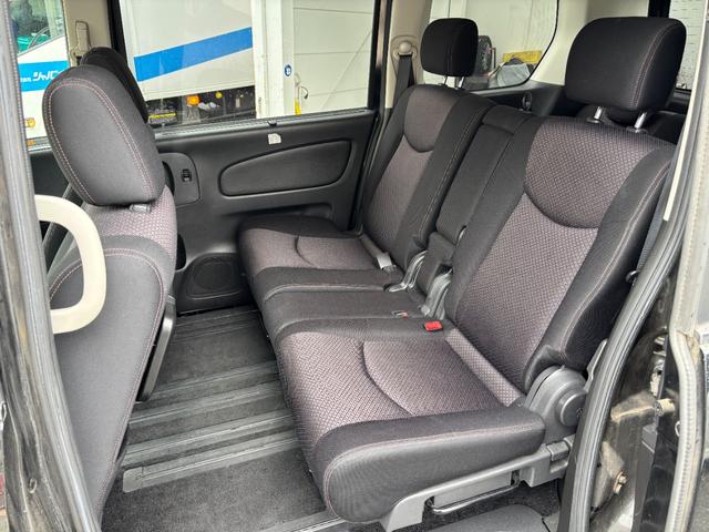 セレナ ハイウェイスター 1オーナー 禁煙車 スマートキー2個 3列シート ノーマルクルコン 障害物ソナー 7インチSDナビ CDDVD再生 Bluetooth接続 フルセグ バックカメラ ETC HIDライト(24枚目)
