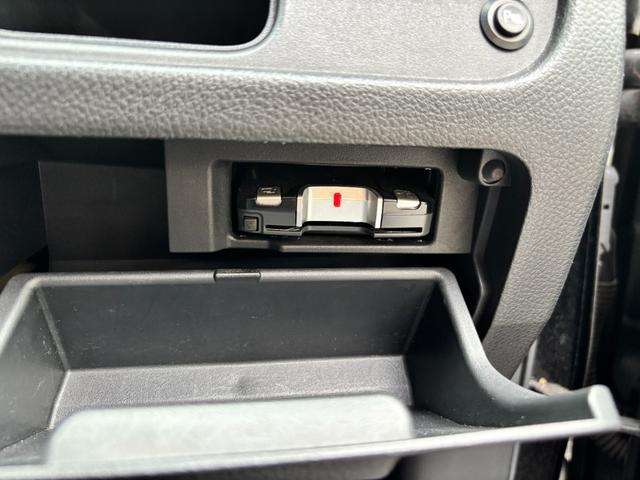 セレナ ハイウェイスター 1オーナー 禁煙車 スマートキー2個 3列シート ノーマルクルコン 障害物ソナー 7インチSDナビ CDDVD再生 Bluetooth接続 フルセグ バックカメラ ETC HIDライト(41枚目)