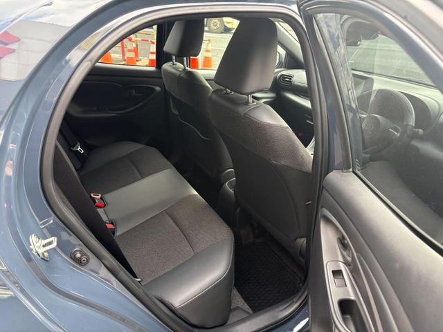 ヤリス Ｚ　１オーナー　純正ナビ　全周囲カメラ　フルセグＴＶ　衝突防止軽減ブレーキ　レーンキープＡ　ブラインドスポット　ＥＴＣ　Ｂｌｕｅｔｏｏｔｈ　レーダークルーズ　ステアリングヒーター　スマートキー２個　禁煙車（18枚目）