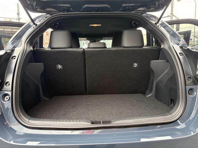 ヤリス Ｚ　１オーナー　純正ナビ　全周囲カメラ　フルセグＴＶ　衝突防止軽減ブレーキ　レーンキープＡ　ブラインドスポット　ＥＴＣ　Ｂｌｕｅｔｏｏｔｈ　レーダークルーズ　ステアリングヒーター　スマートキー２個　禁煙車（24枚目）