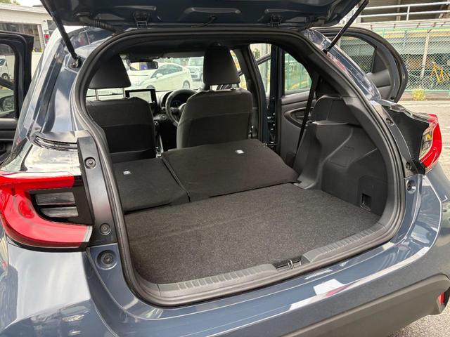 ヤリス Ｚ　１オーナー　純正ナビ　全周囲カメラ　フルセグＴＶ　衝突防止軽減ブレーキ　レーンキープＡ　ブラインドスポット　ＥＴＣ　Ｂｌｕｅｔｏｏｔｈ　レーダークルーズ　ステアリングヒーター　スマートキー２個　禁煙車（32枚目）