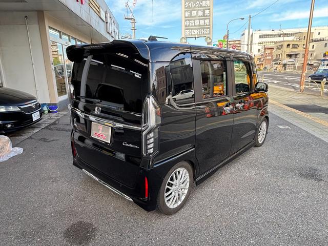 Ｎ－ＢＯＸカスタム Ｌターボ　ホンダセンシング　衝突軽減ブレーキ　誤発進抑制　後方誤発進抑制　歩行者事故低減ステアリング　アダプティブクルコン　標識認識機能　オートハイビーム　社外メモリーナビ　Ｂカメラ　両側パワスラ　ローダウン（2枚目）