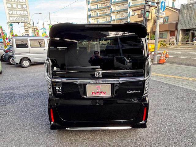 Ｎ－ＢＯＸカスタム Ｌターボ　ホンダセンシング　衝突軽減ブレーキ　誤発進抑制　後方誤発進抑制　歩行者事故低減ステアリング　アダプティブクルコン　標識認識機能　オートハイビーム　社外メモリーナビ　Ｂカメラ　両側パワスラ　ローダウン（9枚目）