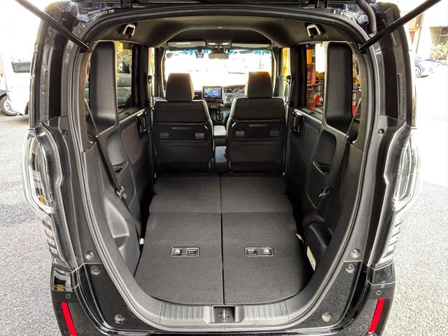 Ｎ－ＢＯＸカスタム Ｌターボ　ホンダセンシング　衝突軽減ブレーキ　誤発進抑制　後方誤発進抑制　歩行者事故低減ステアリング　アダプティブクルコン　標識認識機能　オートハイビーム　社外メモリーナビ　Ｂカメラ　両側パワスラ　ローダウン（25枚目）