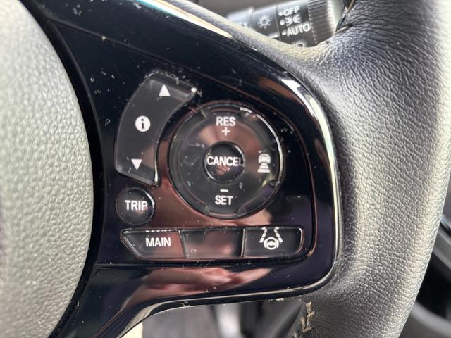 Ｎ－ＢＯＸカスタム Ｌターボ　ホンダセンシング　衝突軽減ブレーキ　誤発進抑制　後方誤発進抑制　歩行者事故低減ステアリング　アダプティブクルコン　標識認識機能　オートハイビーム　社外メモリーナビ　Ｂカメラ　両側パワスラ　ローダウン（35枚目）