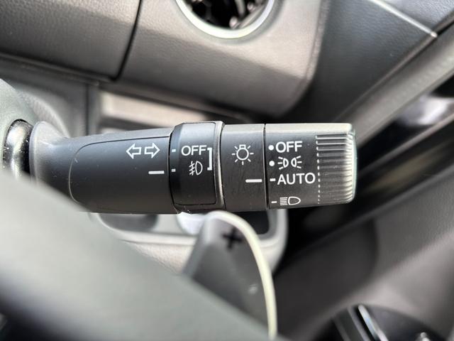 Ｎ－ＢＯＸカスタム Ｌターボ　ホンダセンシング　衝突軽減ブレーキ　誤発進抑制　後方誤発進抑制　歩行者事故低減ステアリング　アダプティブクルコン　標識認識機能　オートハイビーム　社外メモリーナビ　Ｂカメラ　両側パワスラ　ローダウン（38枚目）