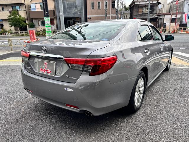 マークＸ プレミアム　１オーナー　禁煙車　社外ＳＤナビ　スマートキー２個　ノーマルクルコン　ＥＴＣ　パワーシート　シートヒーター　ハーフレザーシート　ＣＤ／ＤＶＤ再生可　フルセグＴＶ（9枚目）