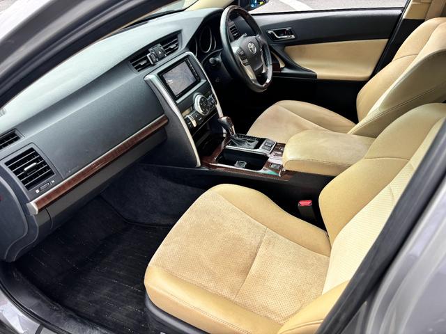 マークＸ プレミアム　１オーナー　禁煙車　社外ＳＤナビ　スマートキー２個　ノーマルクルコン　ＥＴＣ　パワーシート　シートヒーター　ハーフレザーシート　ＣＤ／ＤＶＤ再生可　フルセグＴＶ（15枚目）