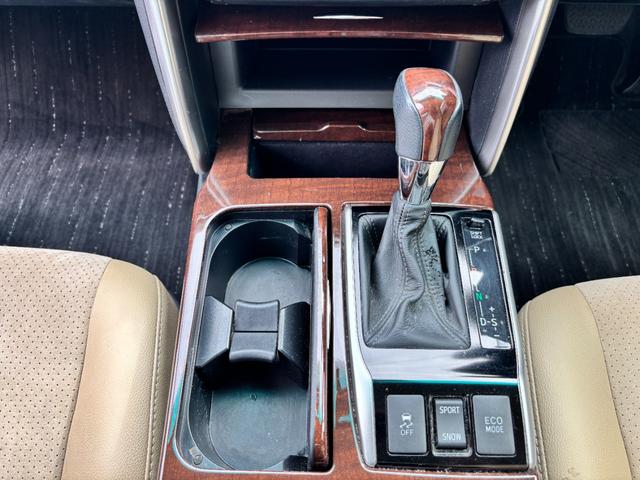 マークＸ プレミアム　１オーナー　禁煙車　社外ＳＤナビ　スマートキー２個　ノーマルクルコン　ＥＴＣ　パワーシート　シートヒーター　ハーフレザーシート　ＣＤ／ＤＶＤ再生可　フルセグＴＶ（35枚目）