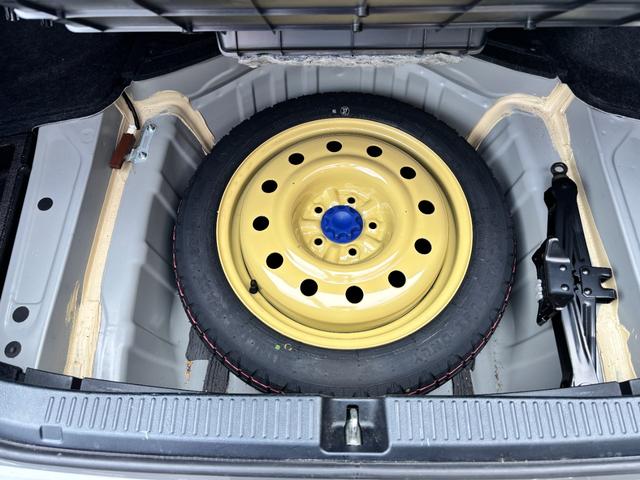 マークＸ プレミアム　１オーナー　禁煙車　社外ＳＤナビ　スマートキー２個　ノーマルクルコン　ＥＴＣ　パワーシート　シートヒーター　ハーフレザーシート　ＣＤ／ＤＶＤ再生可　フルセグＴＶ（56枚目）