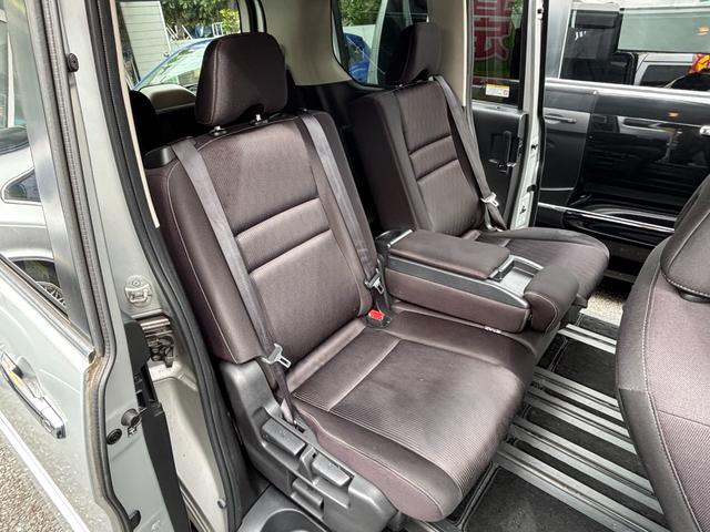 セレナ ハイウェイスター　Ｖセレクション　ワンオーナー　プロパイロット　純正ＳＤナビ　地デジ　全周囲カメラ　ＤＶＤ再生可　フリップダウンモニター　両側パワースライド　デジタルミラー　インテリジェントパーキング　ドライブレコーダー（15枚目）