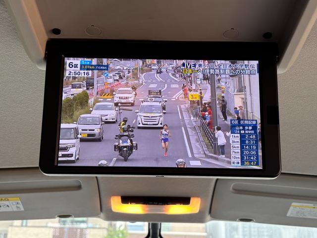 セレナ ハイウェイスター　Ｖセレクション　ワンオーナー　プロパイロット　純正ＳＤナビ　地デジ　全周囲カメラ　ＤＶＤ再生可　フリップダウンモニター　両側パワースライド　デジタルミラー　インテリジェントパーキング　ドライブレコーダー（22枚目）