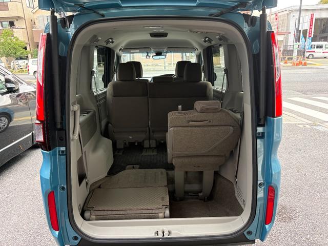 ステップワゴン Ｇ　ホンダセンシング　ワンオーナー　ケンウッドナビ　わくわくゲート　バックカメラ　フルセグＴＶ　ＥＴＣ　Ｂｌｕｅｔｏｏｔｈ　デジタルインナーミラー　スタッドレスタイヤあり　スマートキー２個　毎年ディーラー記録簿５枚　禁煙車（29枚目）