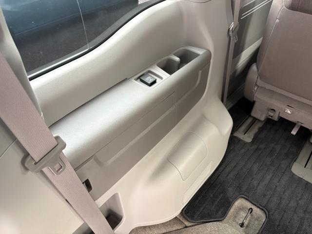 ステップワゴン Ｇ　ホンダセンシング　ワンオーナー　ケンウッドナビ　わくわくゲート　バックカメラ　フルセグＴＶ　ＥＴＣ　Ｂｌｕｅｔｏｏｔｈ　デジタルインナーミラー　スタッドレスタイヤあり　スマートキー２個　毎年ディーラー記録簿５枚　禁煙車（34枚目）