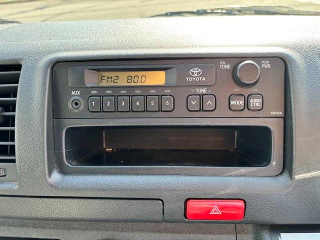 レジアスエースバン ロングＤＸ　ウェルキャブＣタイプ車椅子仕様車　車椅子固定装置１基　オートステップ　純正オーディオ　リアクーラー　乗車定員１０名　スペアキー有（37枚目）